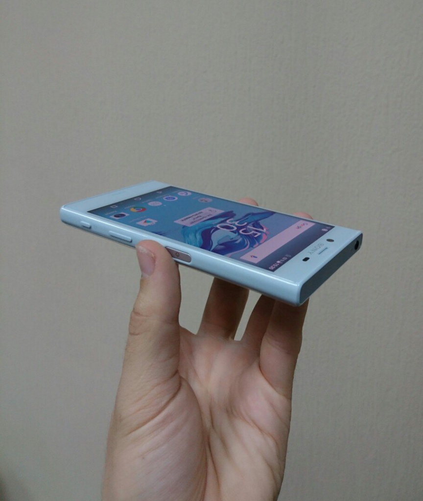 xperia-x-compact-5.jpg